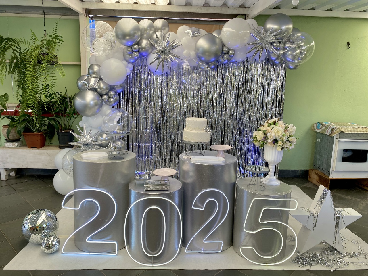🥂✨ Decoração Especial de Ano Novo  - Pique Pique Festas 