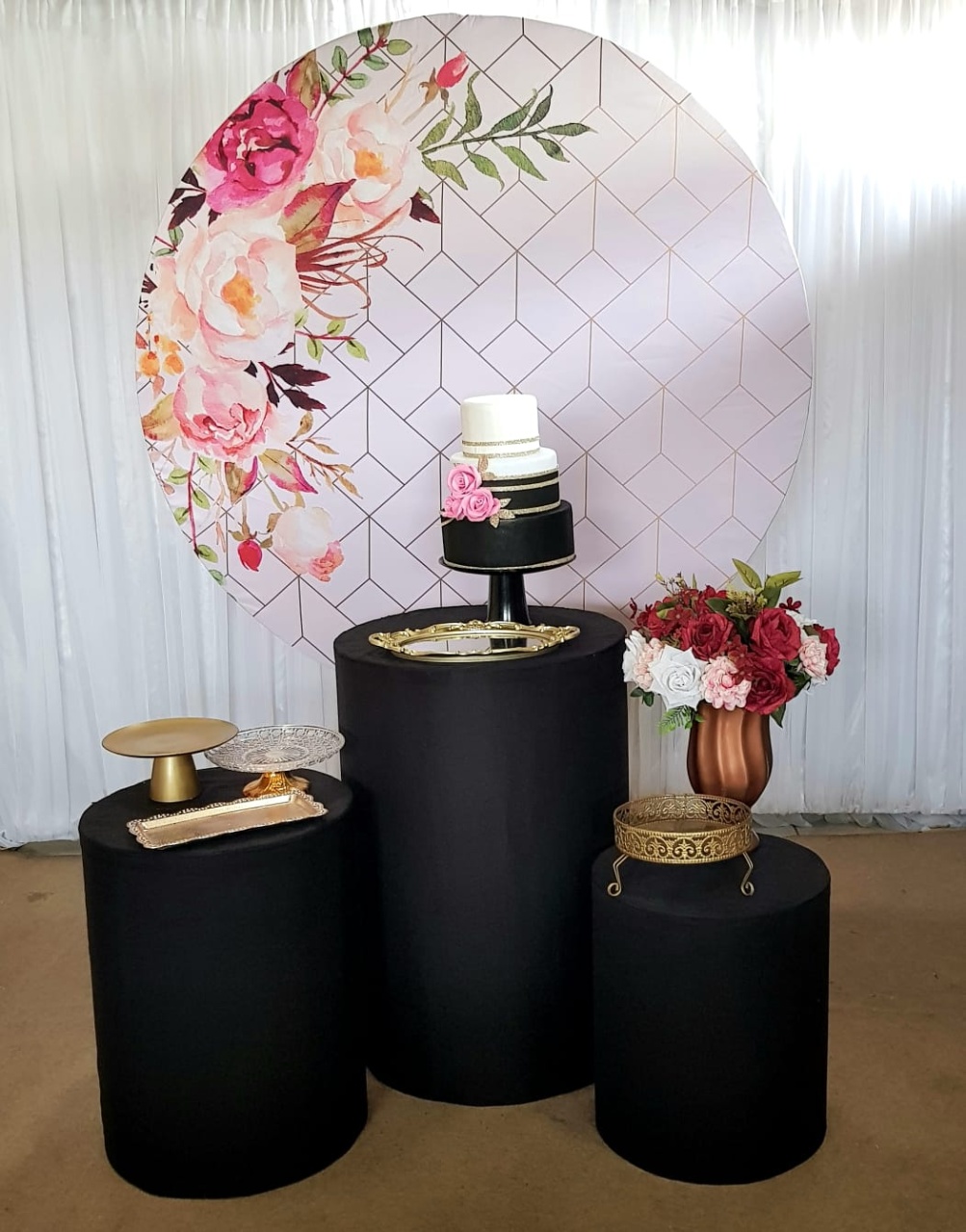 Floral Com Preto - Candy Festas