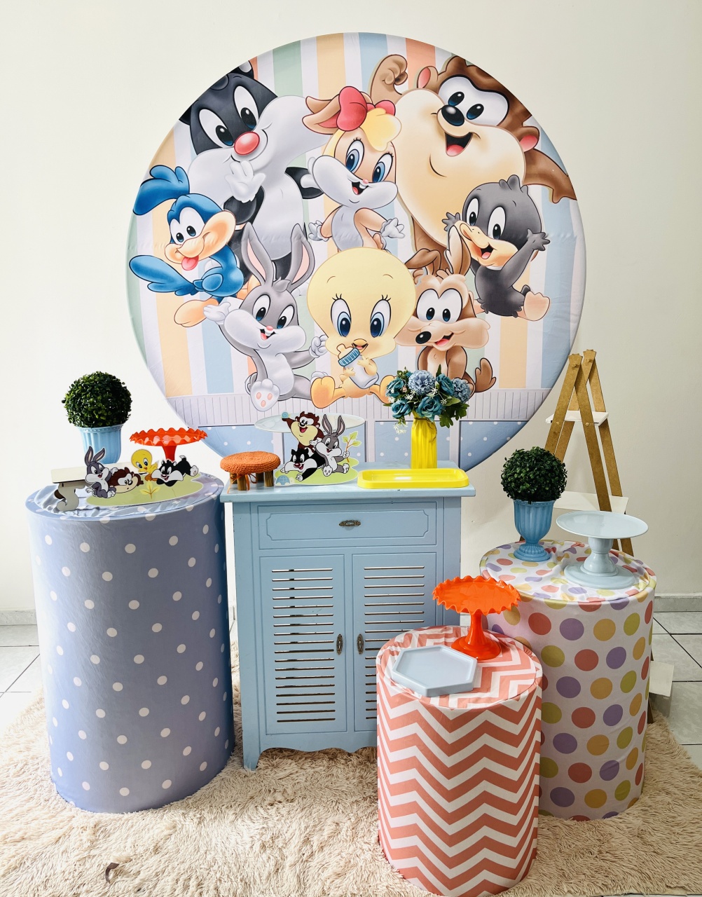 Baby Looney Tunes C/ Cômoda Azul (Kit Prata) - Candy Festas