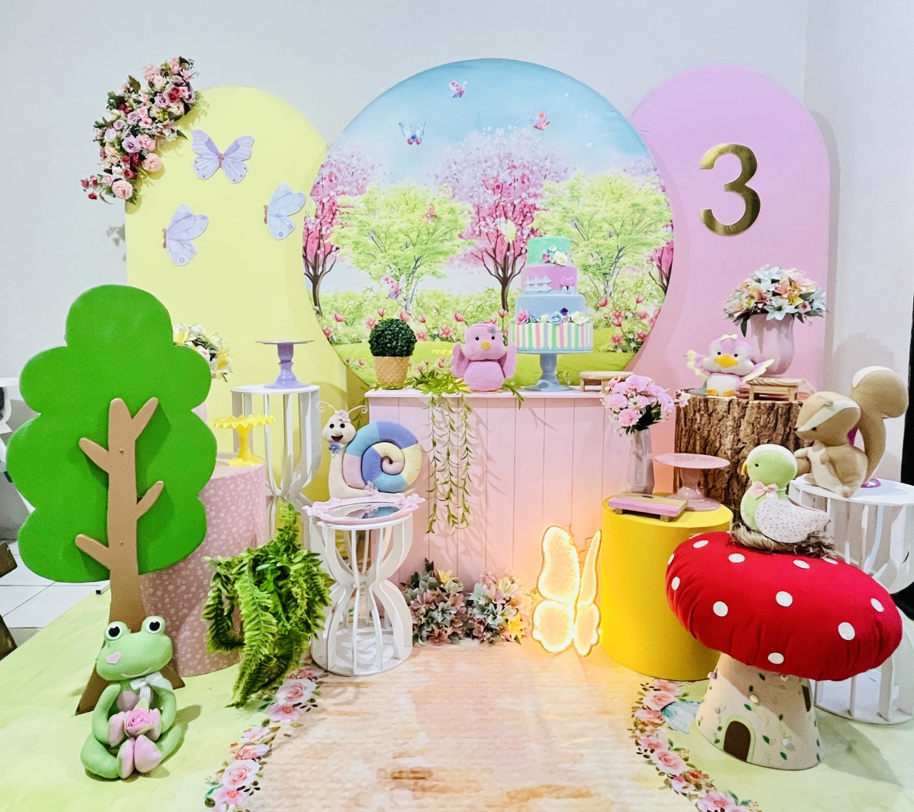 Jardim Encantado - Candy Festas