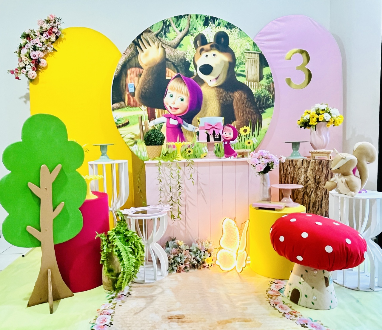 Masha E O Urso  - Candy Festas
