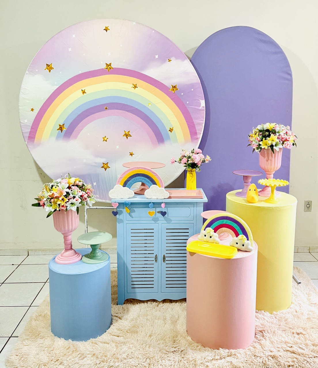 Arco-Íris Com Painel Lateral - Candy Festas