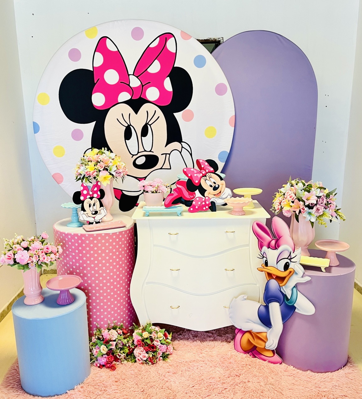 Minnie Rosa Com Painel Lateral - Candy Festas