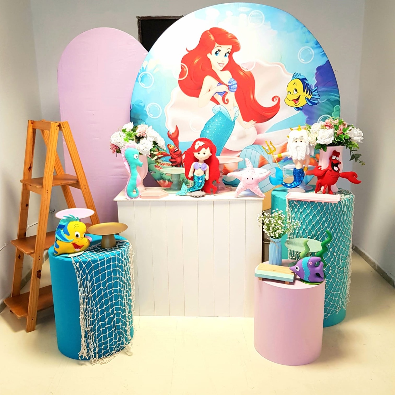 Sereia Ariel Com Painel Lateral - Candy Festas