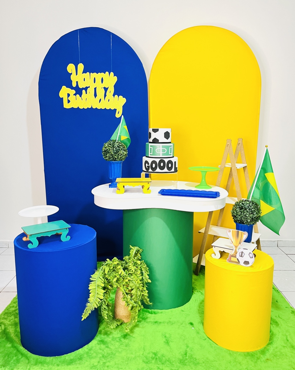 Futebol Copa C/ Tampo Orgânico (Modelo 03) - Candy Festas