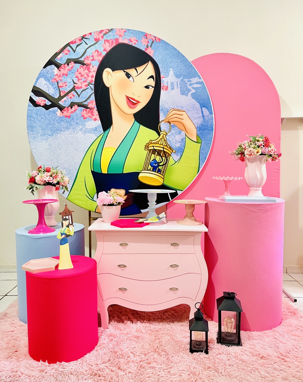 Mulan Com Painel Lateral - Candy Festas