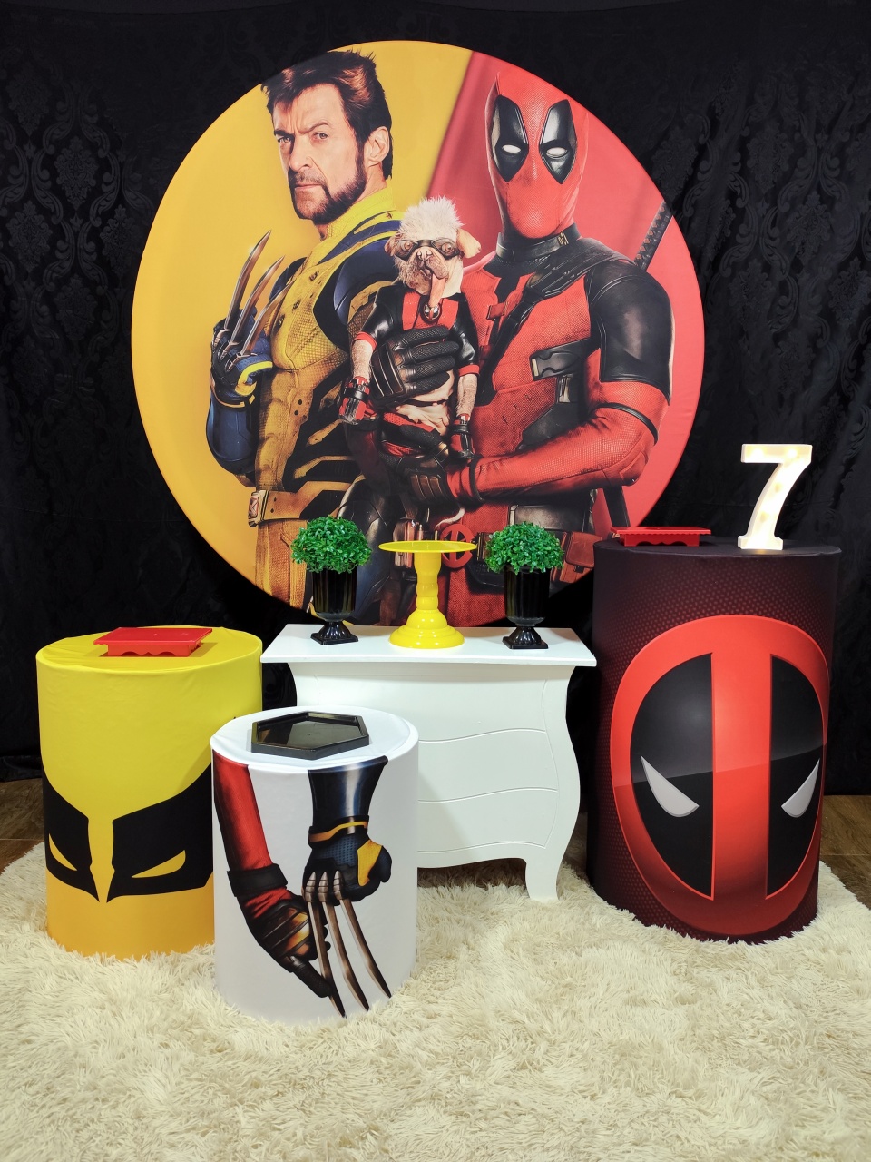 Wolverine E Deadpool Médio - Raio de Sol