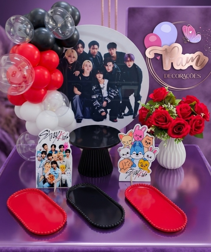 Festa Na Mesa Stray Kids - Pegueemontedapam