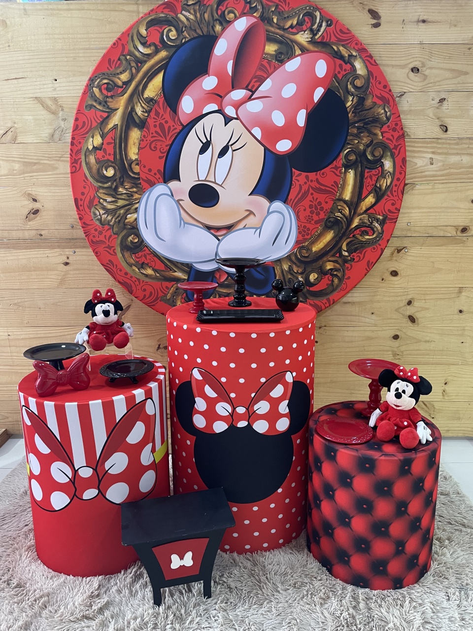 Kit Minnie Vermelho Com Dourado 1 - Comemore com encanto