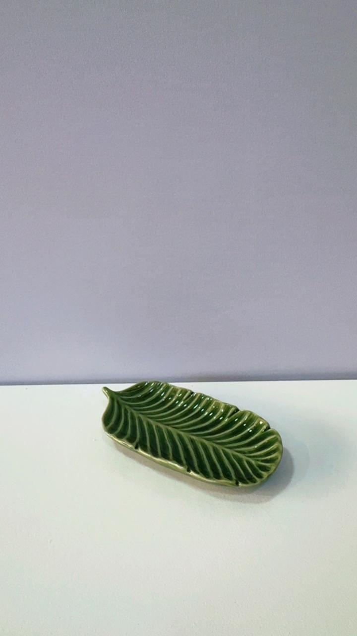 Folha Verde de Porcena - Comemore com encanto