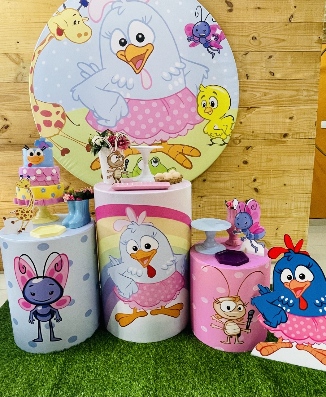Kit Galinha Pintadinha Rosa - Comemore com encanto