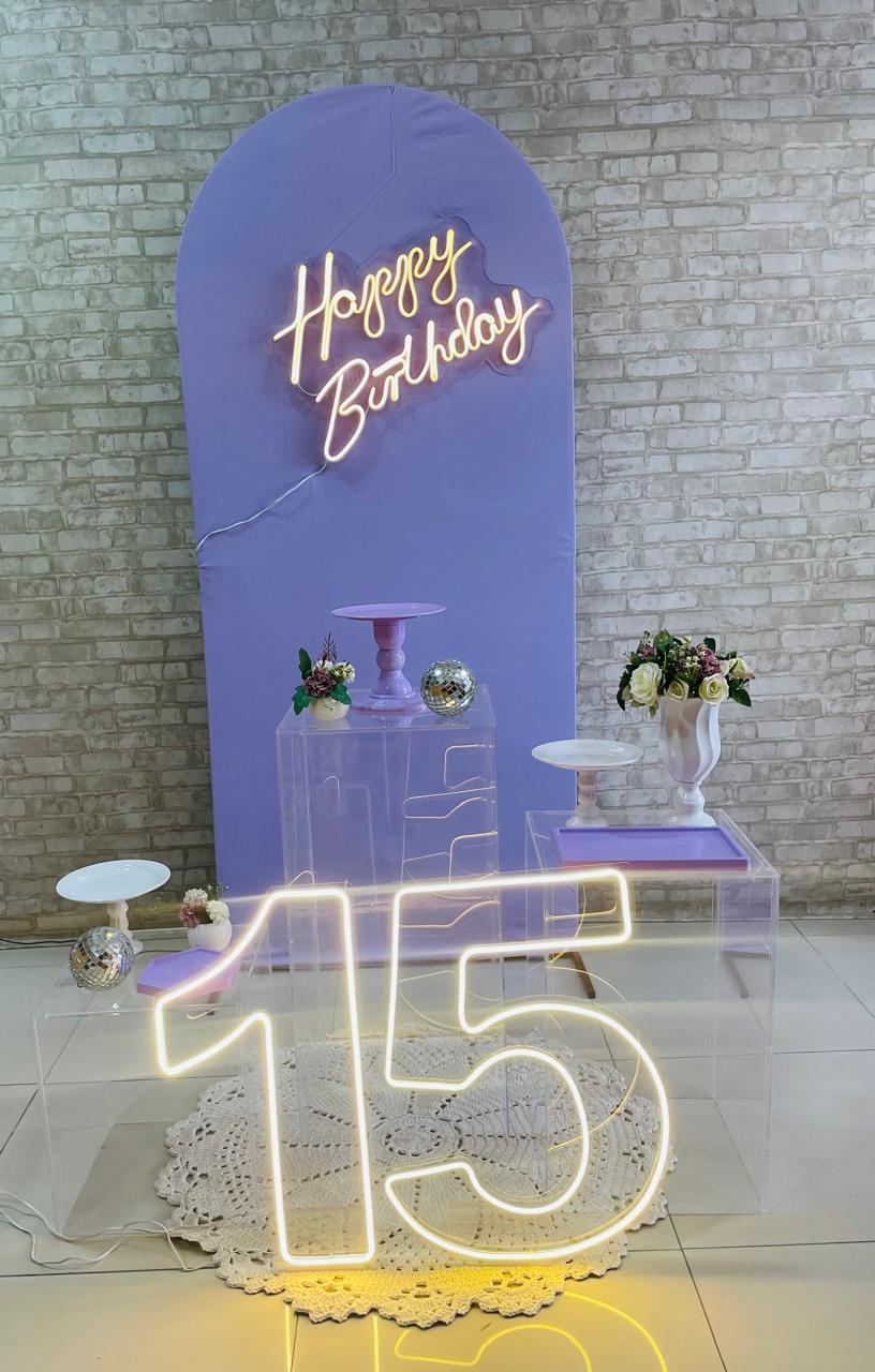 Kit Happy Lilas Acrilico - Comemore com encanto