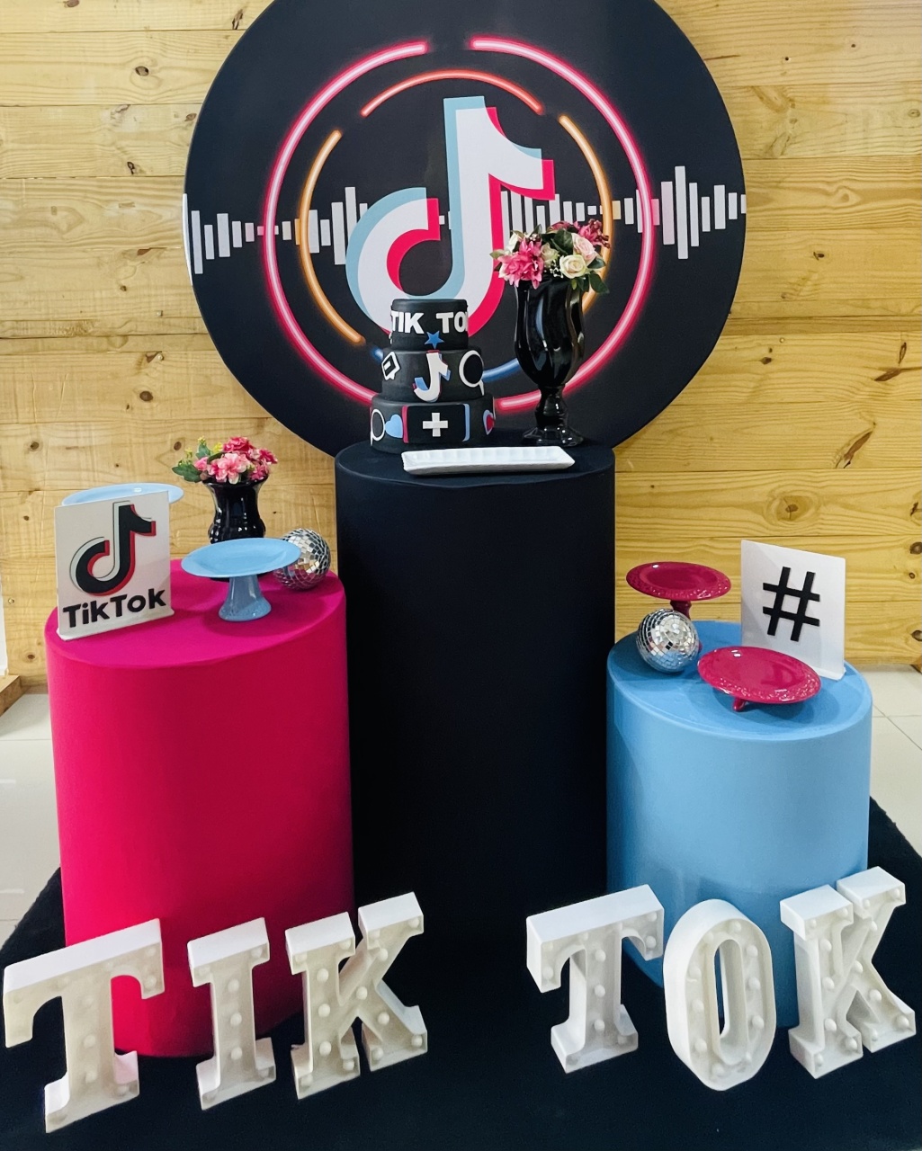 Kit Tik Tok 1 - Comemore com encanto