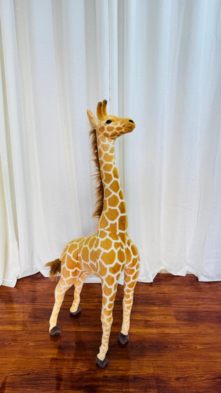 Pelucia Girafa - Comemore com encanto
