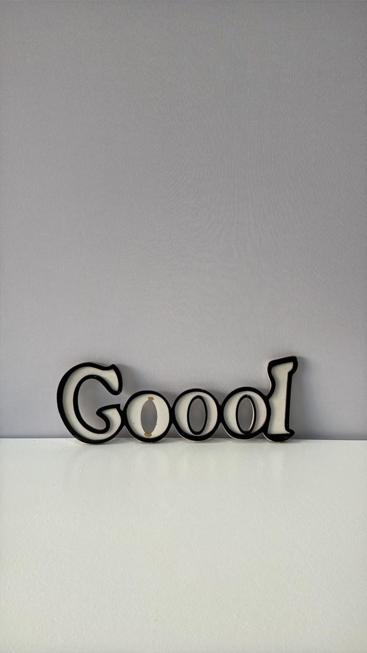 Goool Branco Com Detalhes Em Preto de Mdf 32 Cm de Largura - Comemore com encanto