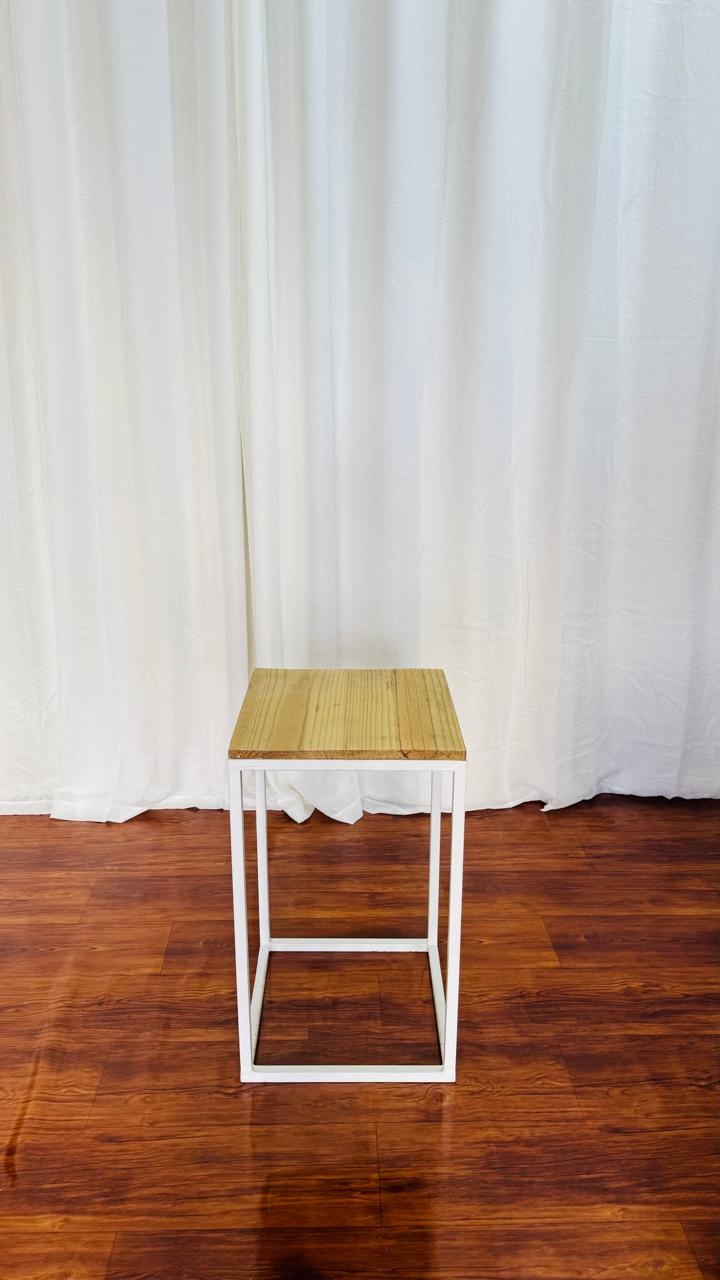Mesa de Ferro P - Comemore com encanto