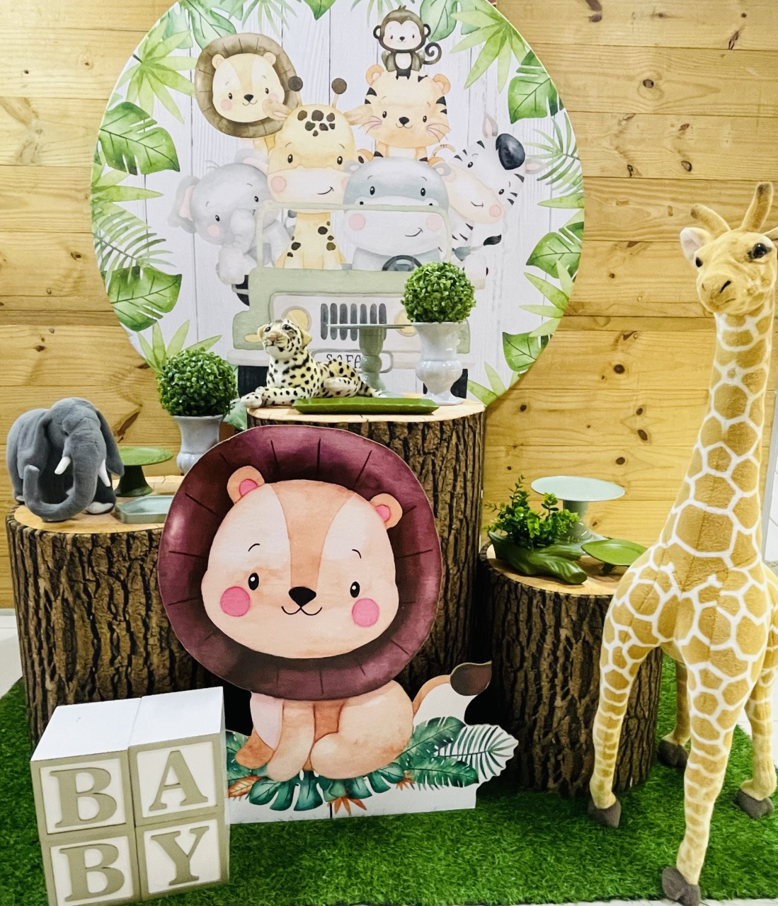 Kit Safari Com Pelúcia - Comemore com encanto