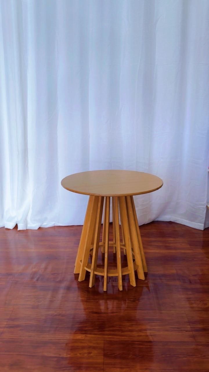 Mesa Redonda Rustica P - Comemore com encanto