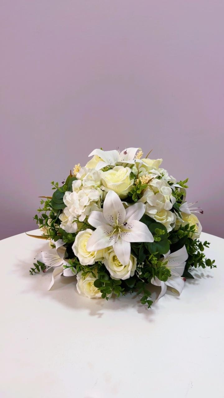 Flores M Branca - Comemore com encanto