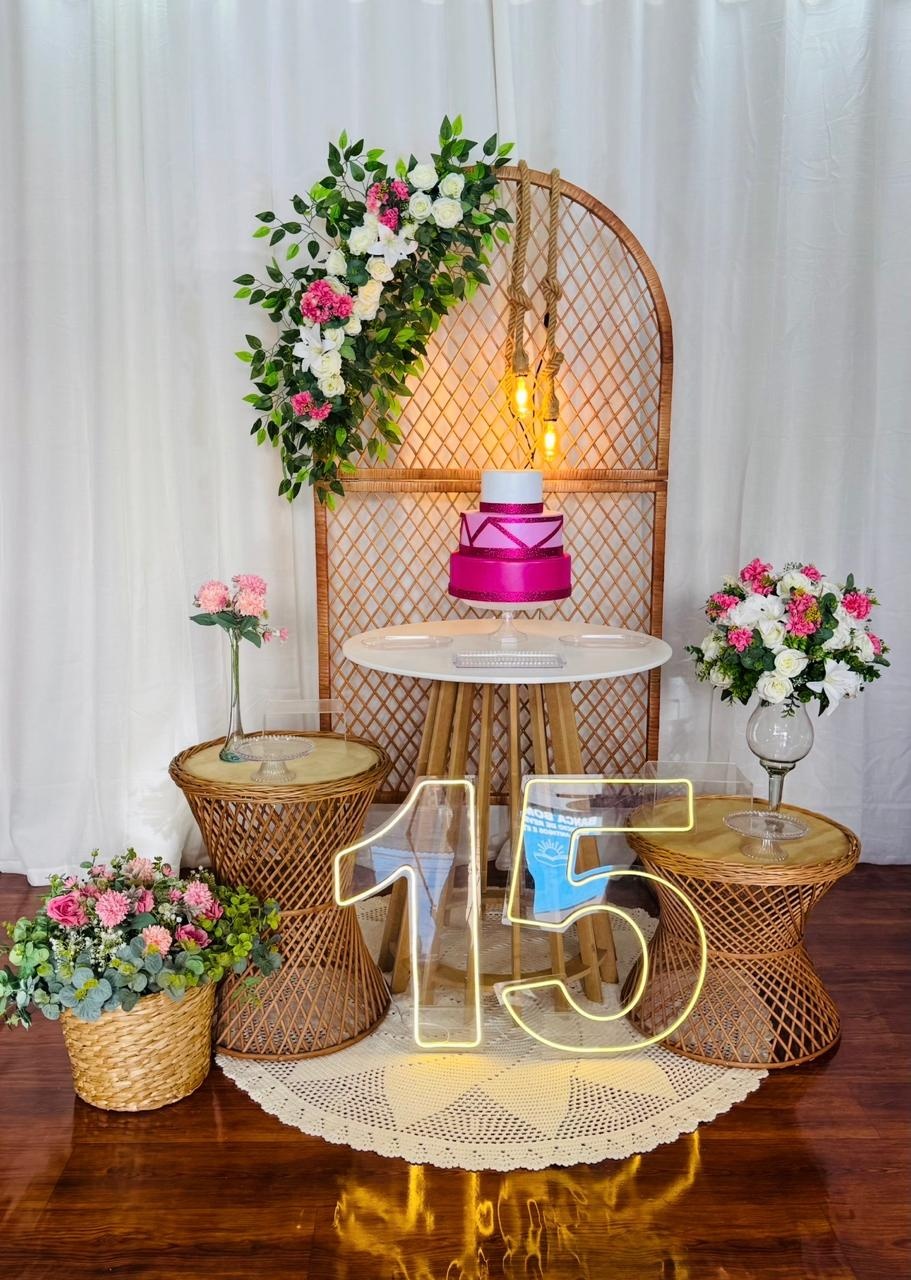 1 Kit Vime Rosa 15 Anos - Comemore com encanto