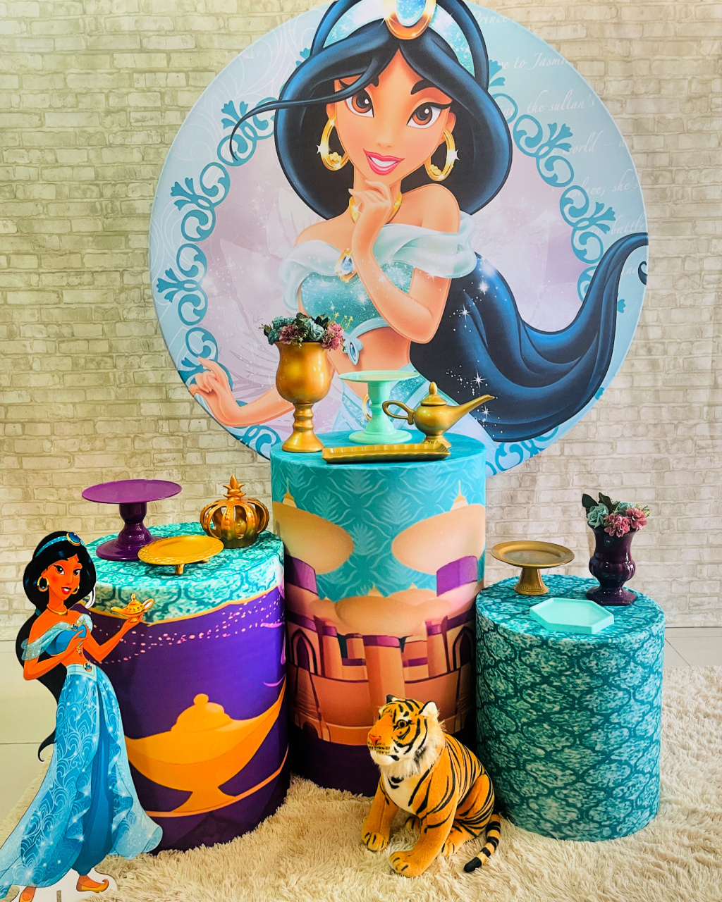 Kit Jasmine - Comemore com encanto