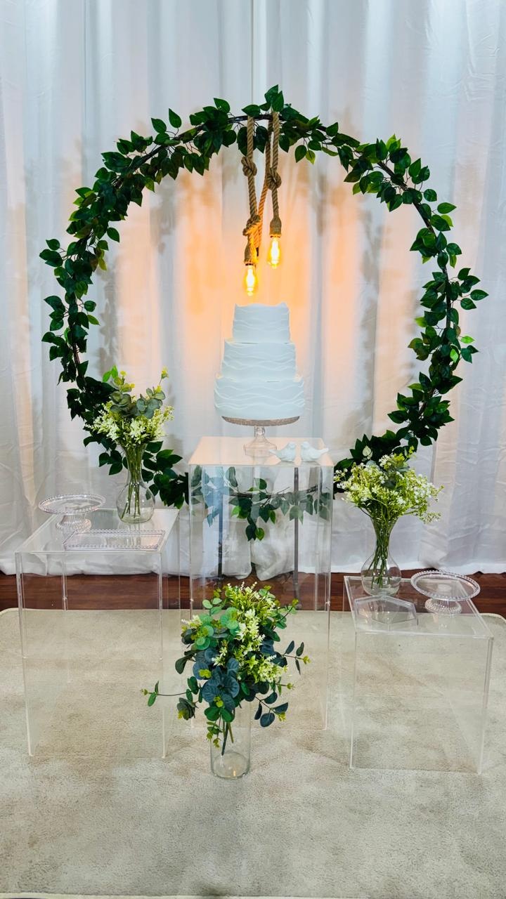Kit Casamento Arco Folhagem Acrilico - Comemore com encanto