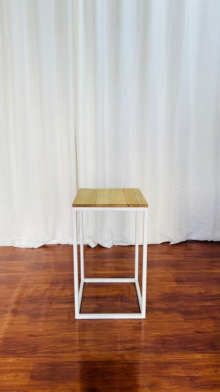 Mesa de Ferro G - Comemore com encanto