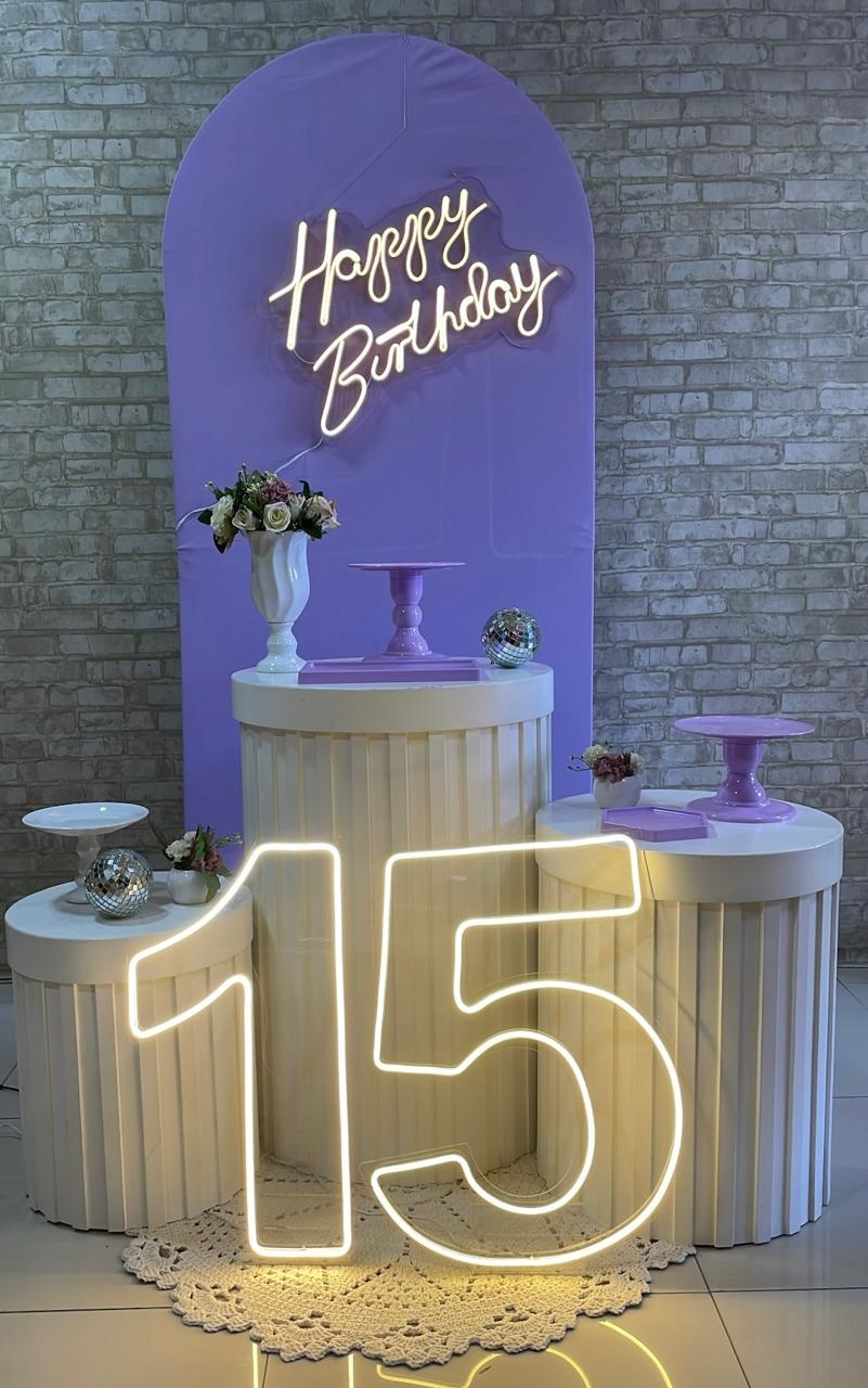 Kit 15 Anos Lilas - Comemore com encanto
