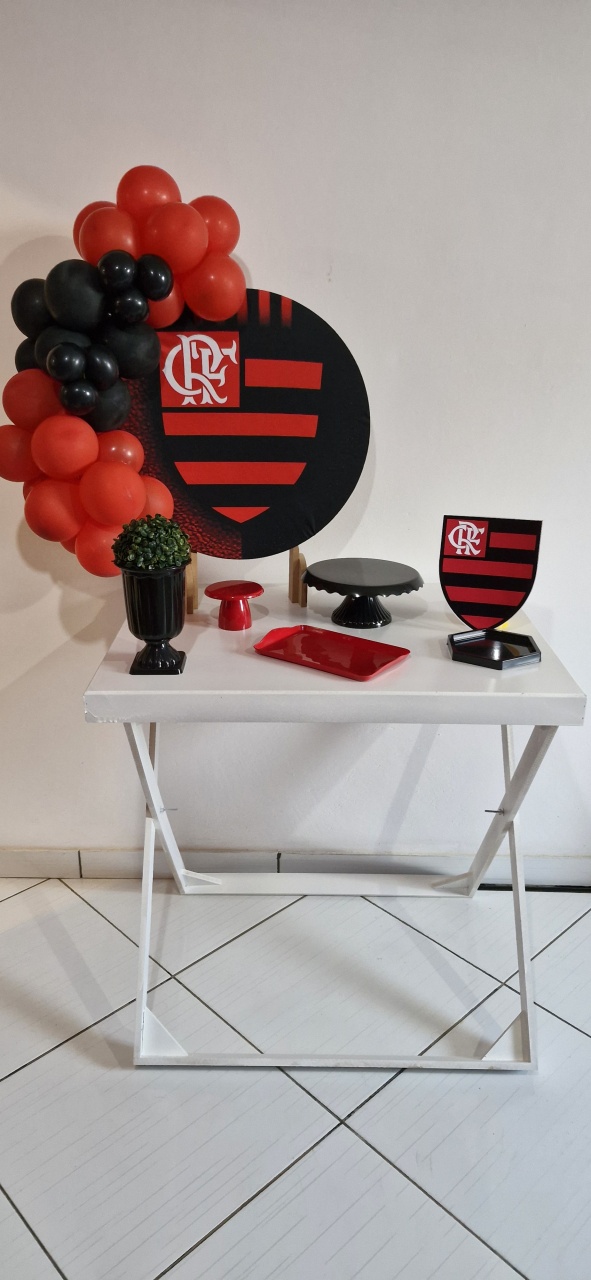 Kit Mini Festa Na Mesa Flamengo C/ Escudo - Marisa Festas Descartáveis e Cia 