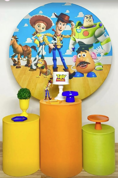 Toy Story - Pegue e Monte Fest