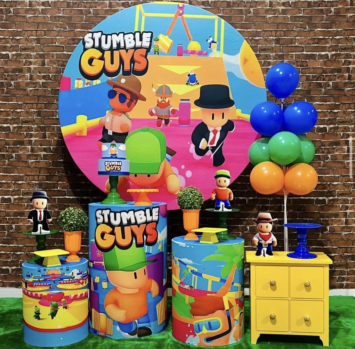 Kit Stumble Guys - Pegue e Monte Fest