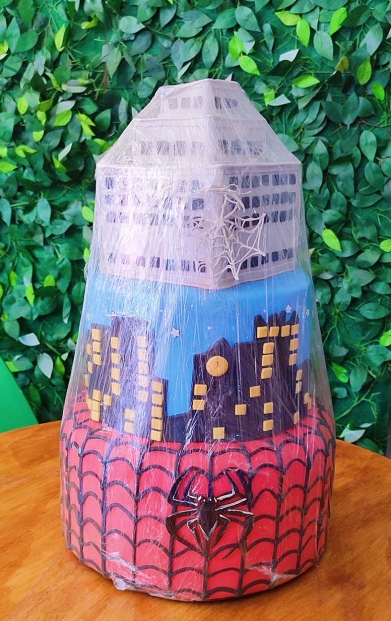 Bolo Fake Homem Aranha  - Arte Sonho Locação