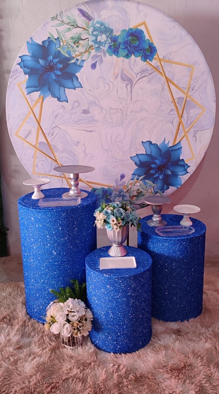 Adulto Floral Azul. - Arte Sonho Locação