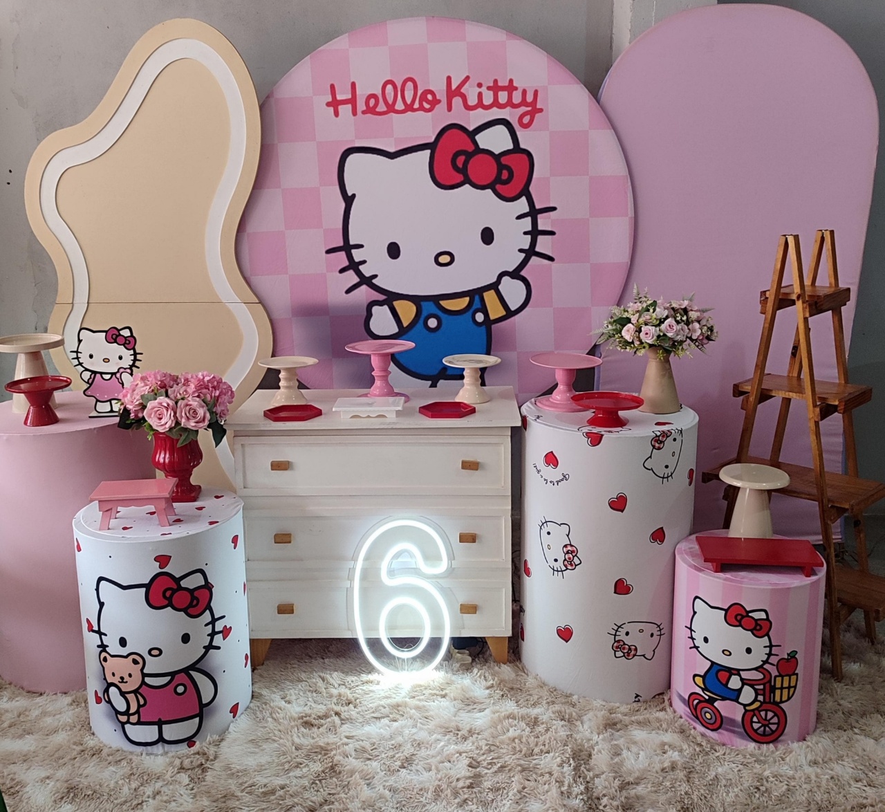 Hello Kitty  - Arte Sonho Locação