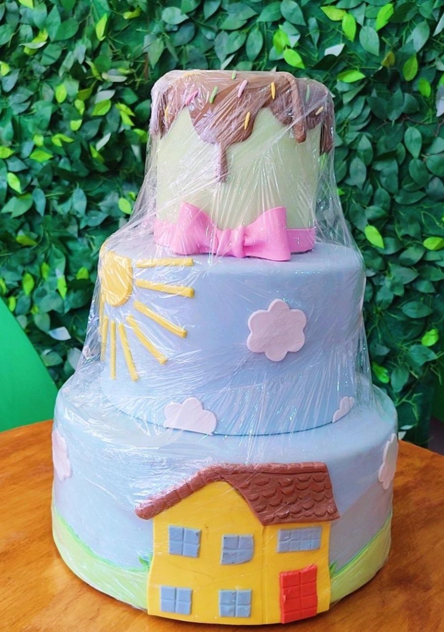 Bolo Fake Peppa Pig  - Arte Sonho Locação