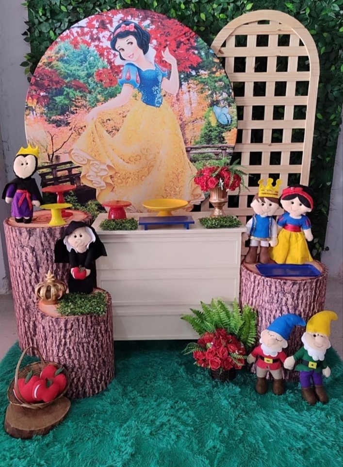 Branca de Neve  - Arte Sonho Locação