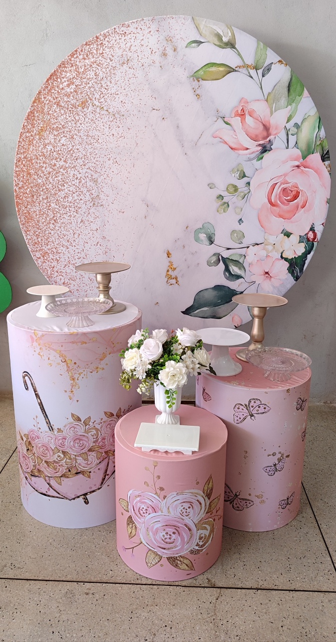 Adulto Floral Rose. - Arte Sonho Locação