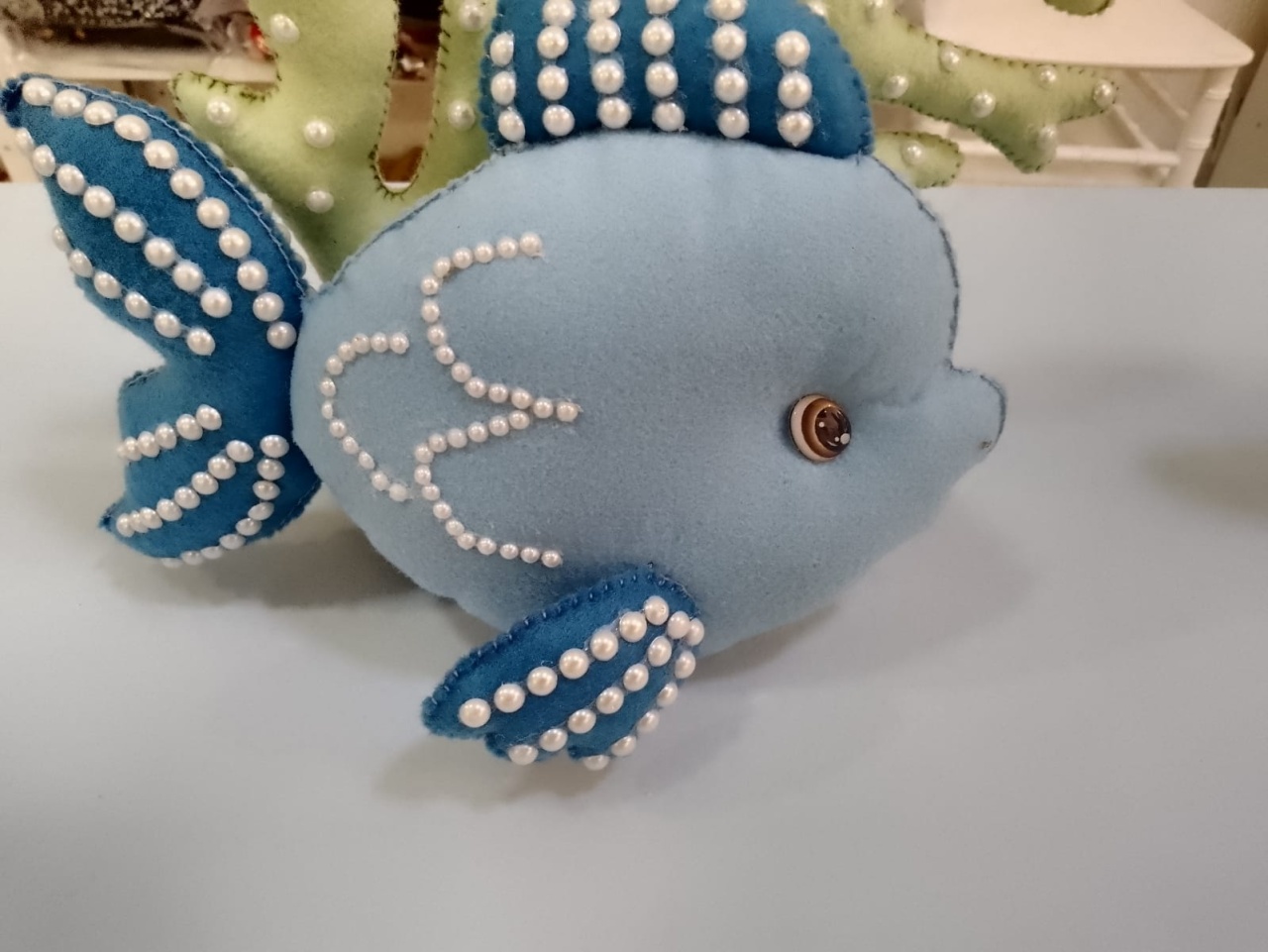 Peixe de Pelucia Azul - Mania de festa
