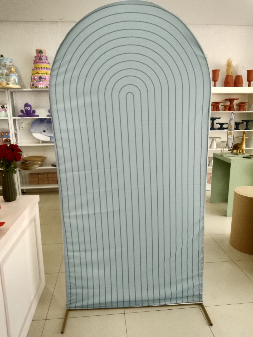 Painel Romano Ripado Azul Bebê - Mania de festa