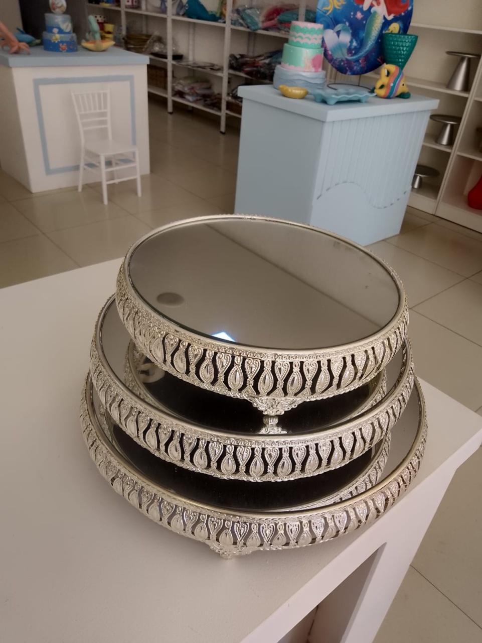 Suporte de Bolo Espelhado - Mania de festa