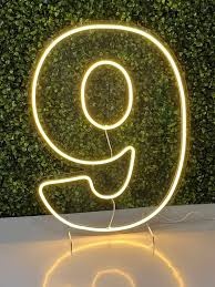 Número 9 de Led - Mania de festa 