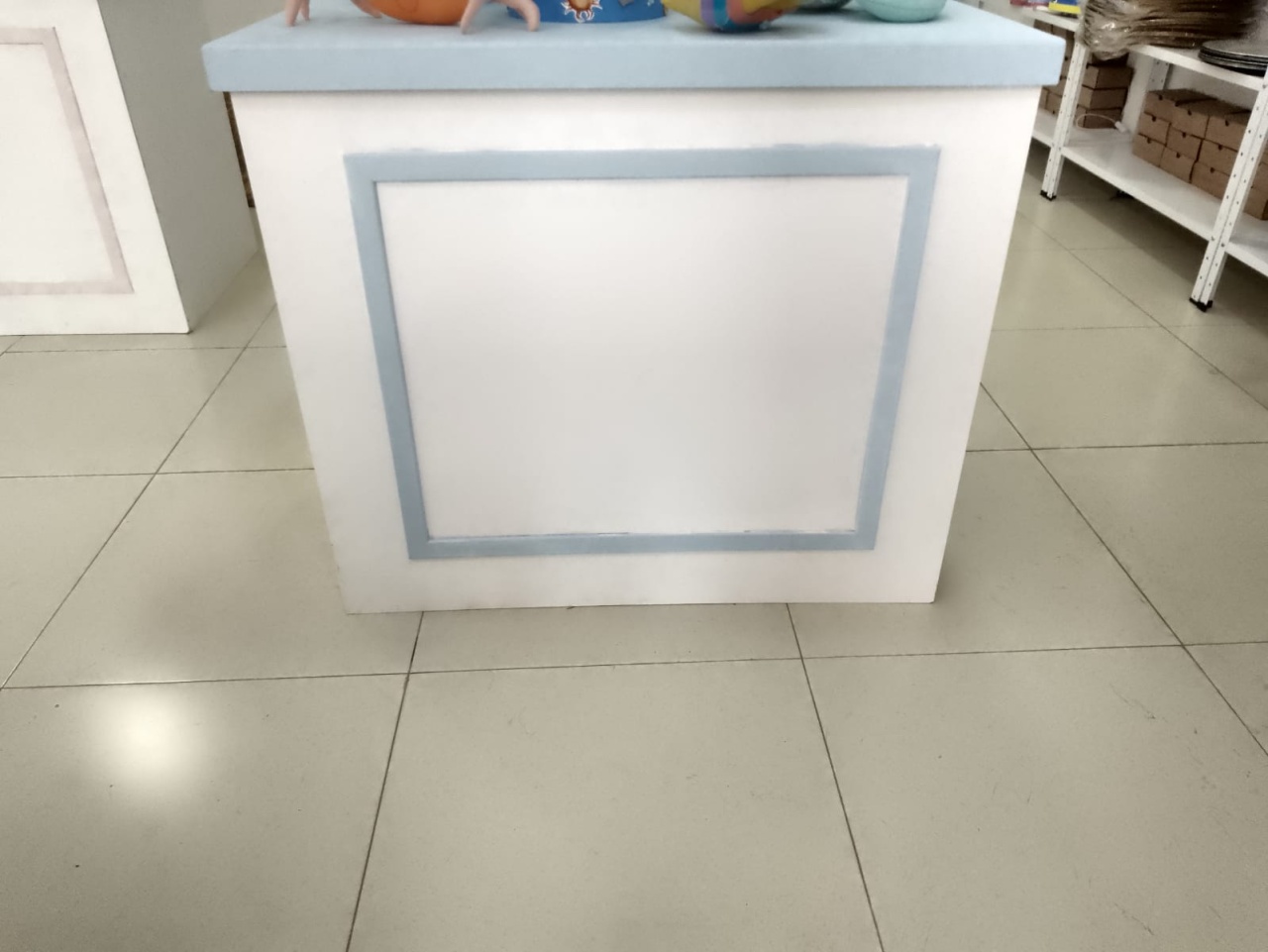 Mesa Branca E Azul - Mania de festa