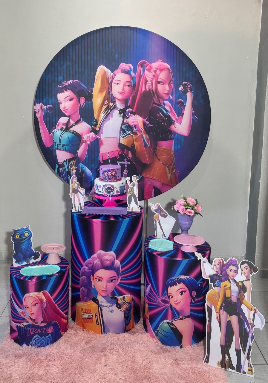 Guerreiras K-Pop 01 - Shalom Festas Pegue e Monte 
