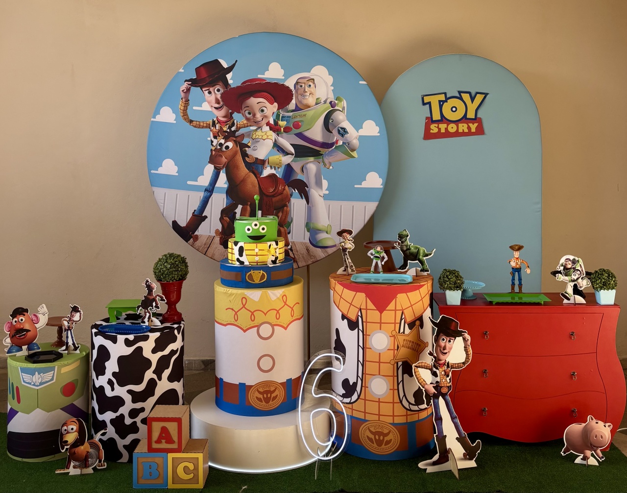 Toy Story 08 - Shalom Festas Pegue e Monte
