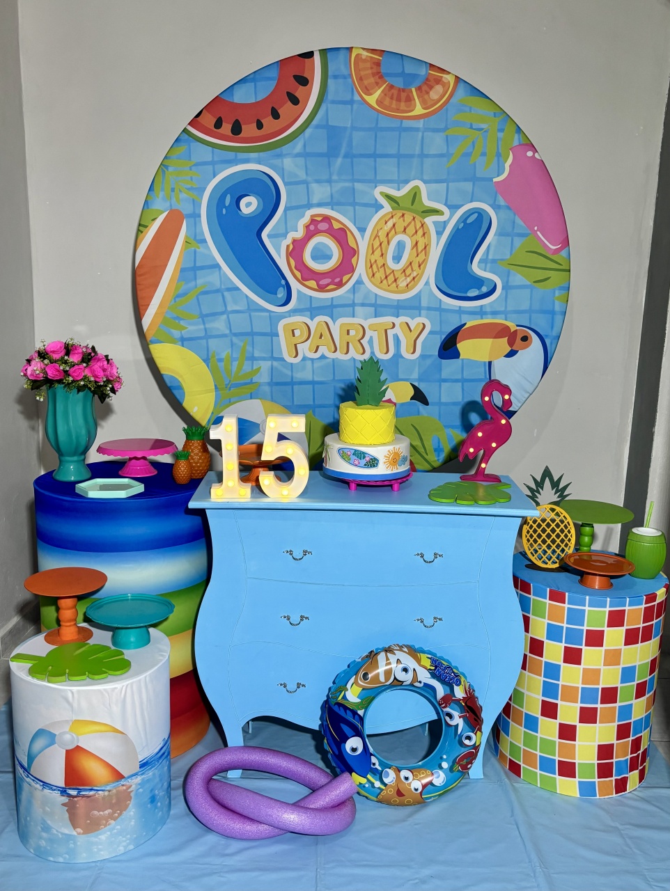 Pool Party 03 - Shalom Festas Pegue e Monte