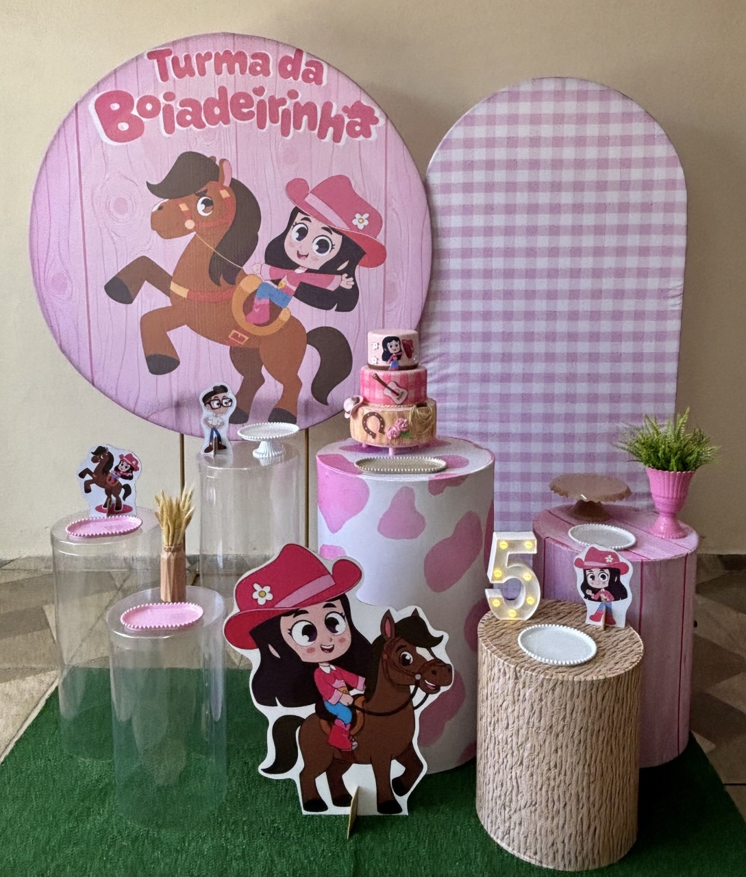 Boiadeirinha 04 - Shalom Festas Pegue e Monte