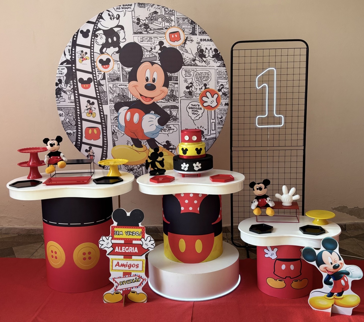Mickey Mesas Orgânicas Painel Tela - Shalom Festas Pegue e Monte 