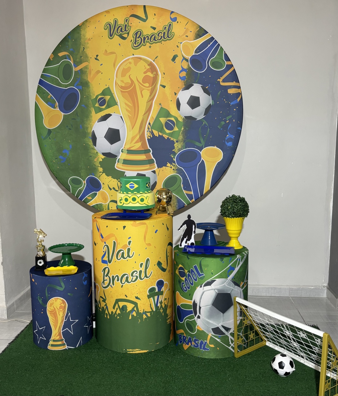 Brasil 01 Futebol - Shalom Festas Pegue e Monte