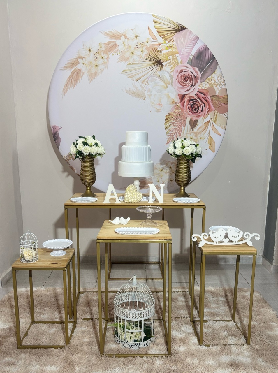 Floral Com Mesas Vasadas - Shalom Festas Pegue e Monte 