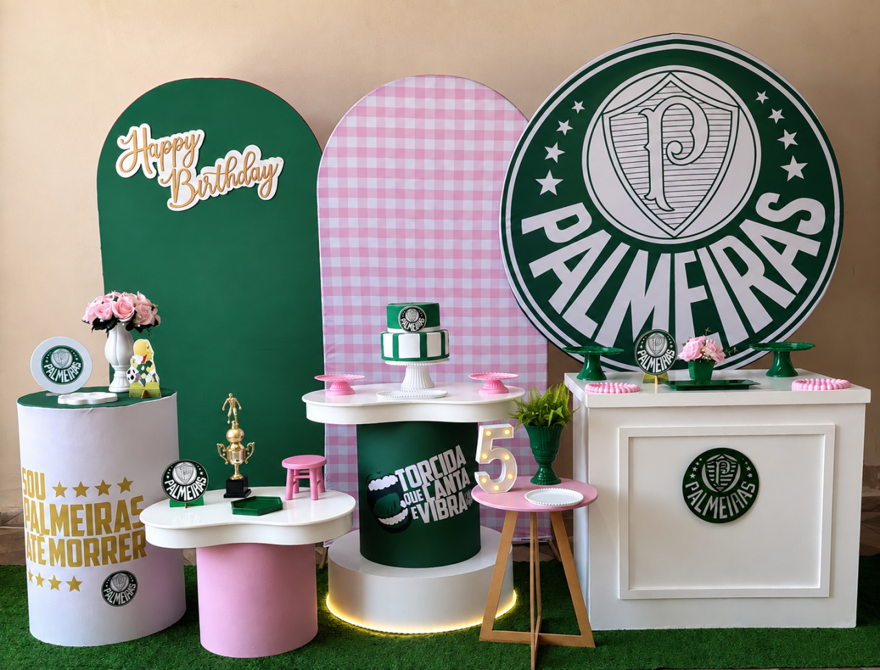 Palmeiras Mesa Orgânica E Palco - Shalom Festas Pegue e Monte 